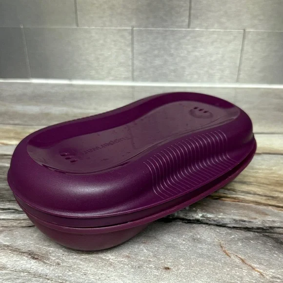 Tupperware Breakfast Maker - Picture 1 of 5